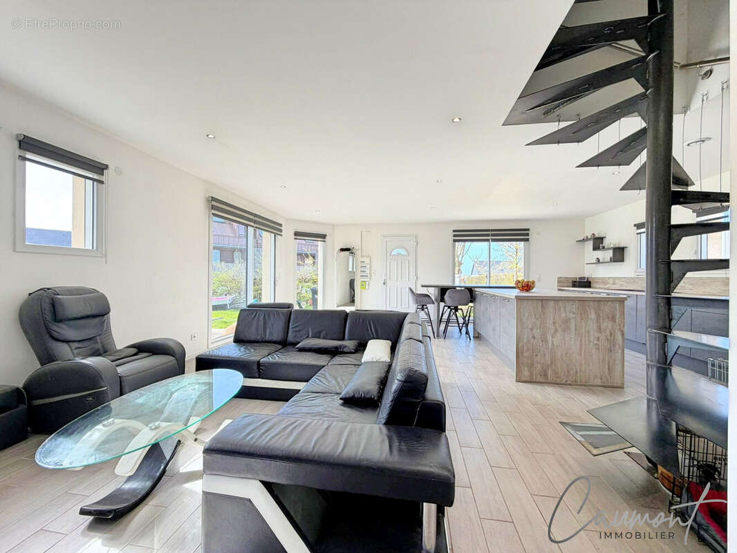 Maison à ROGERVILLE