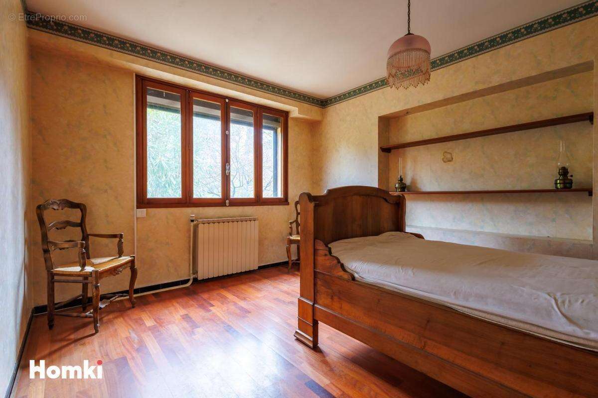 Maison à BAGNOLS-SUR-CEZE