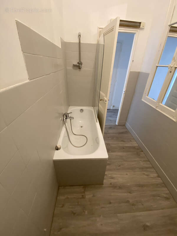 Appartement à MARSEILLE-6E