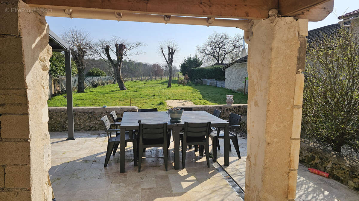 Maison à TOCANE-SAINT-APRE