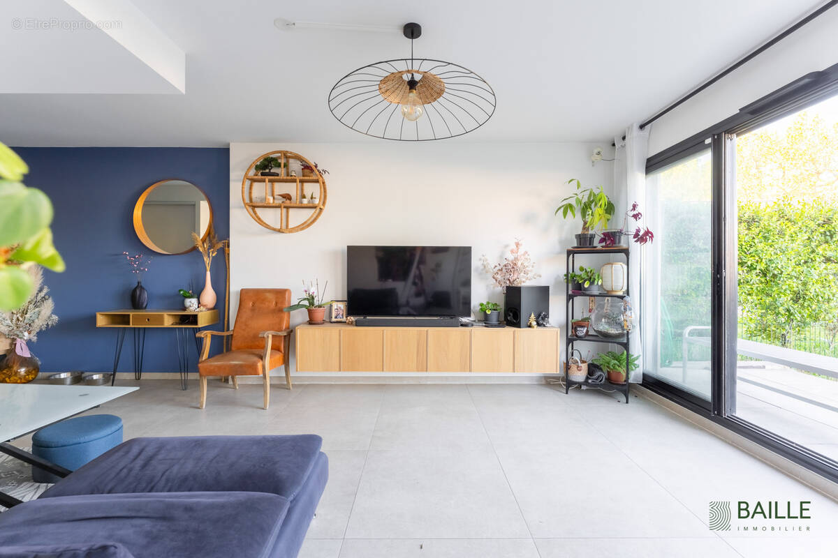 Appartement à MARSEILLE-12E