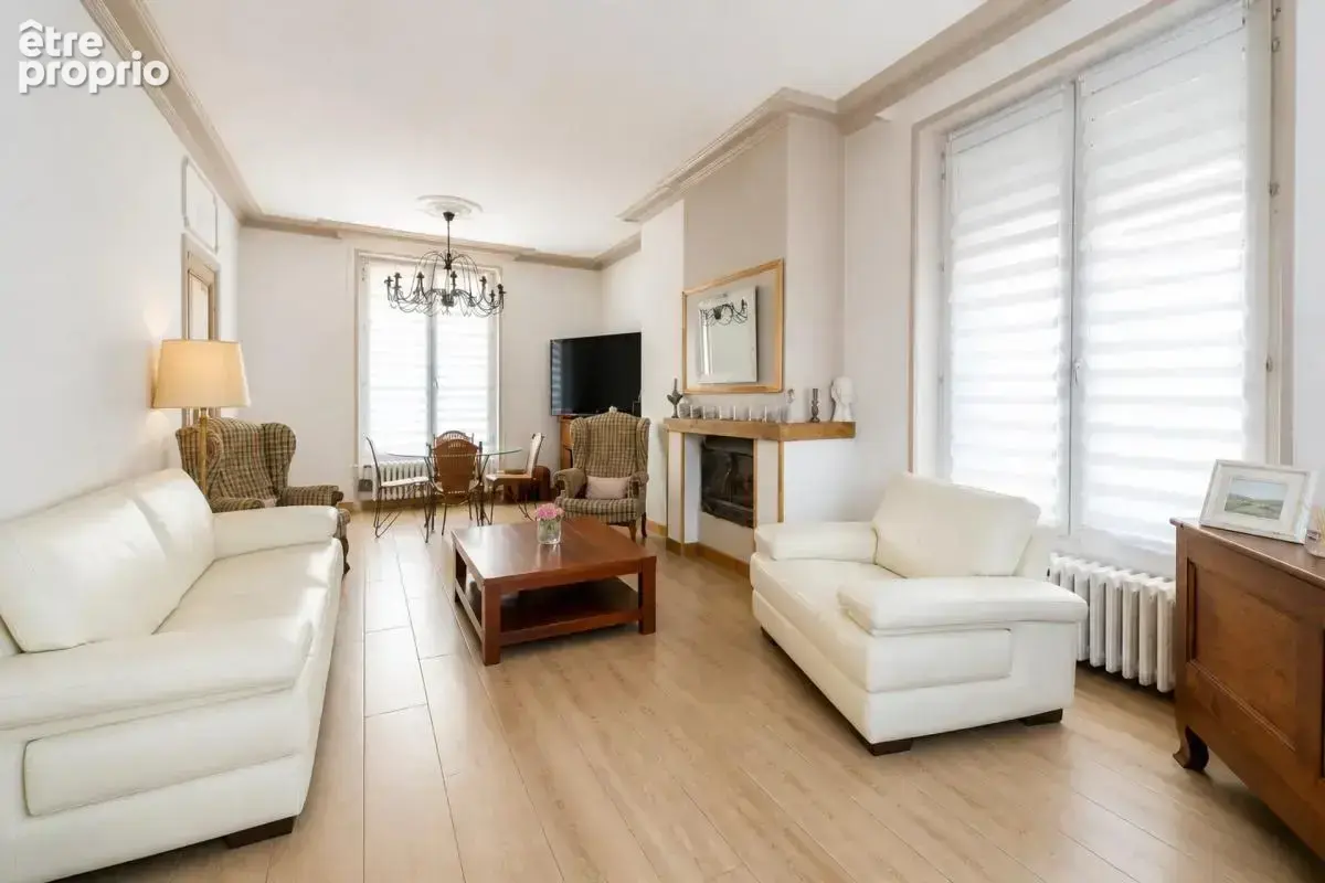 Faremoutiers – Maison familiale de 220 m², 7 chambres et jardin - photo 3