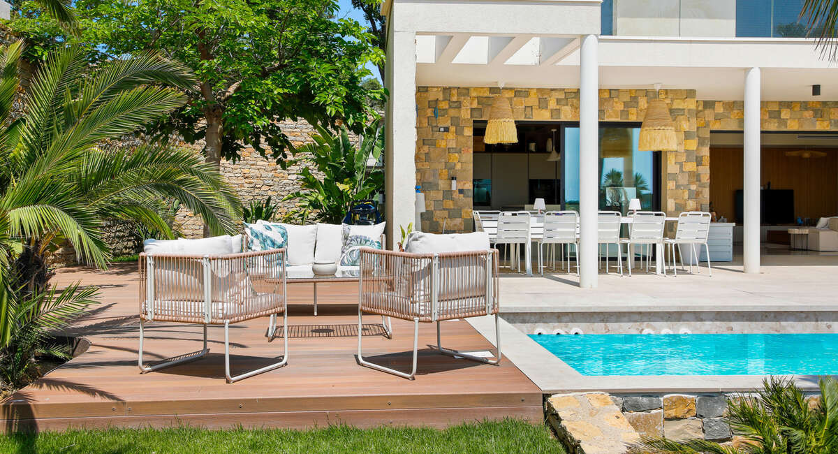 Maison à CARQUEIRANNE