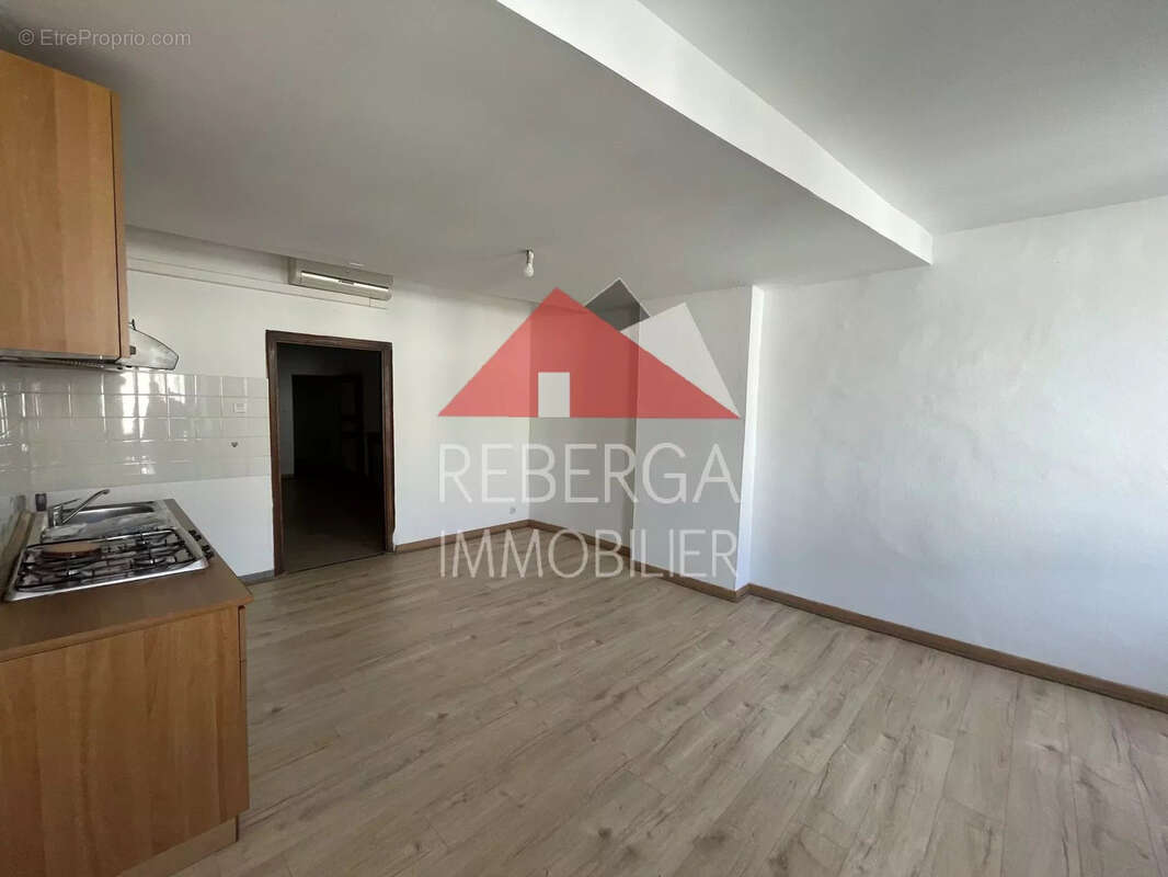 Appartement à SAINT-AMANS-SOULT