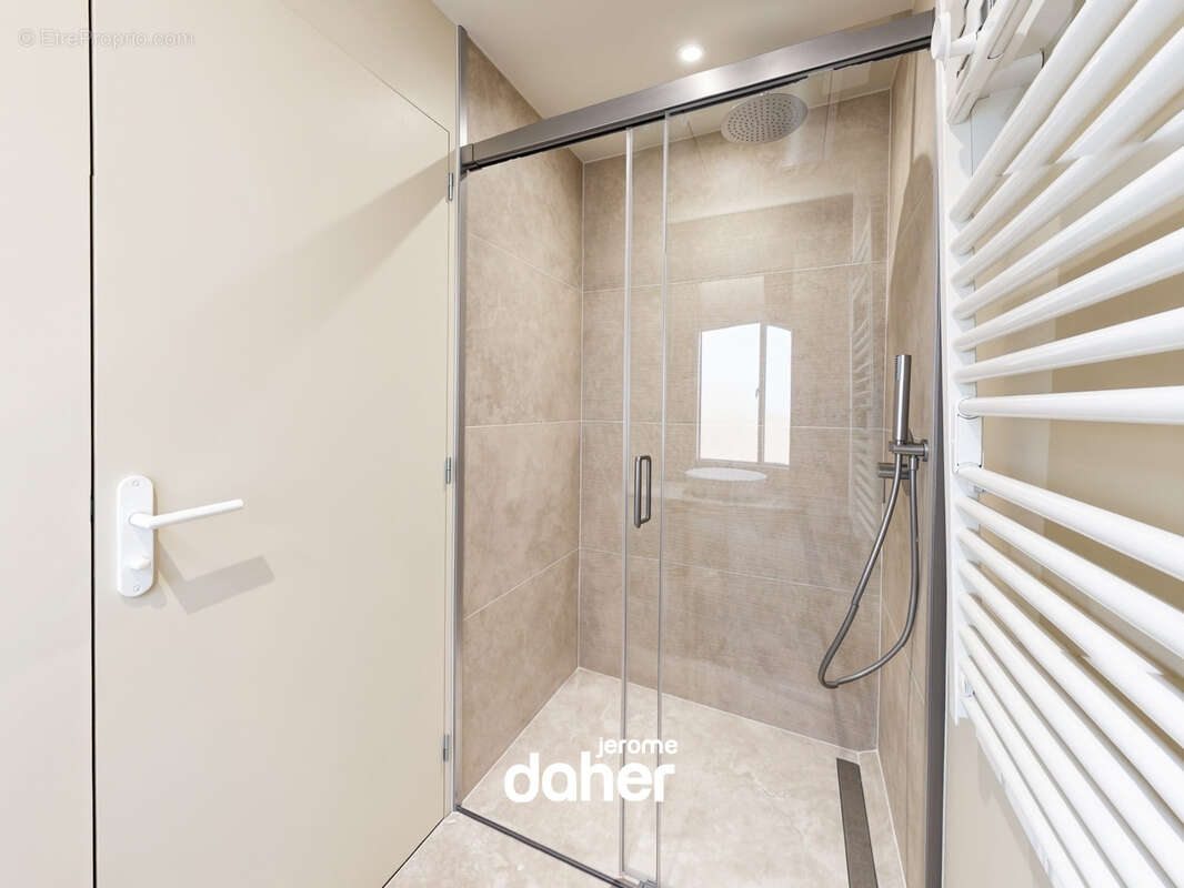Appartement à MARSEILLE-7E