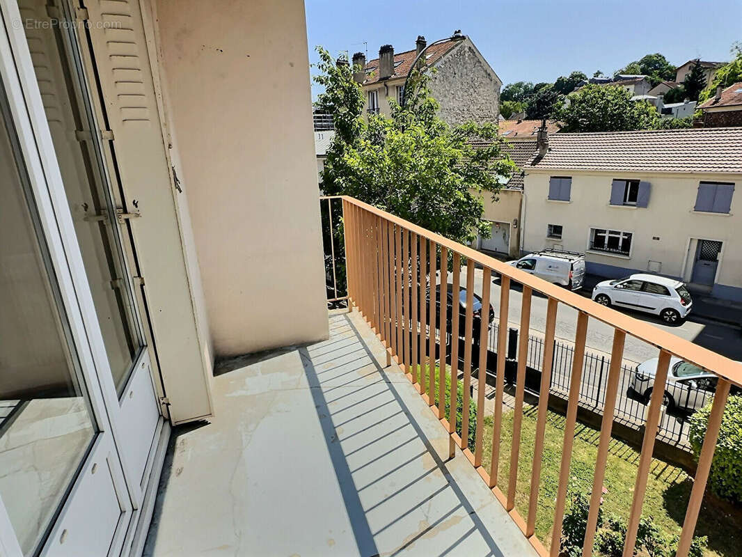 Appartement à IVRY-SUR-SEINE