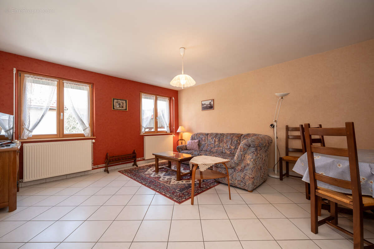 Maison à CHAUX-NEUVE