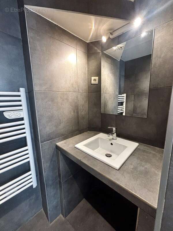 Appartement 27 m² à Marseille-7e  - photo 7