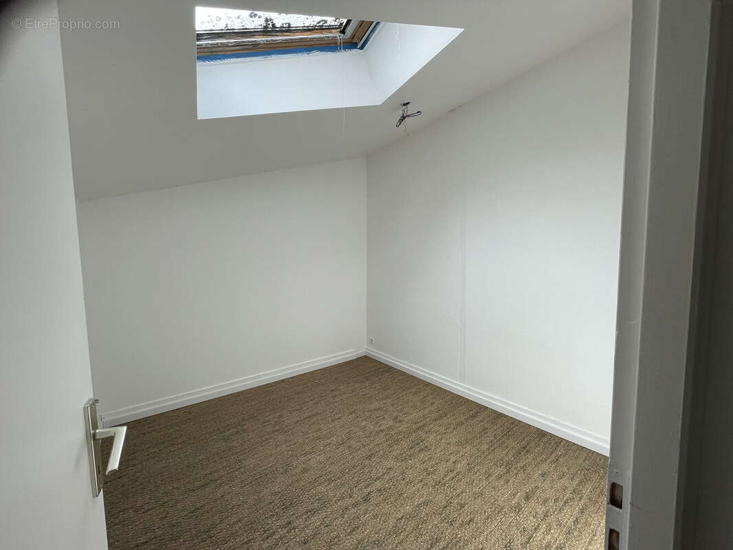 Appartement à SAINT-LEONARD-DE-NOBLAT