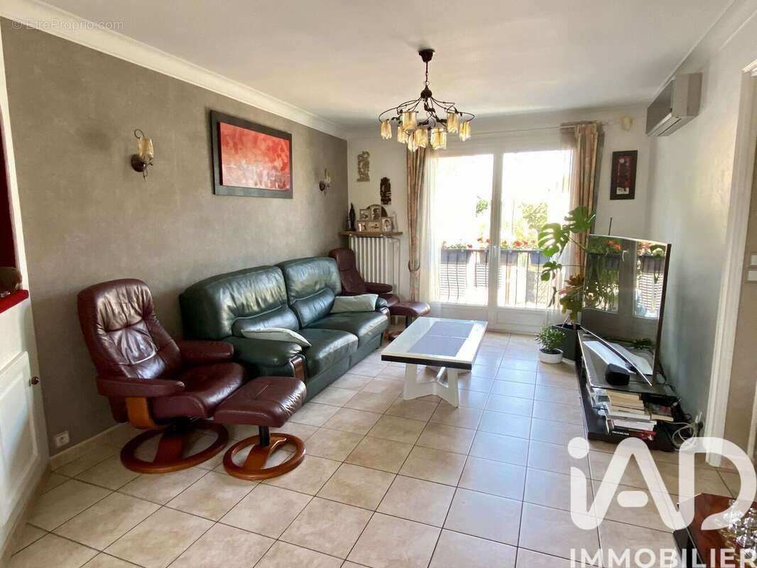 Photo 6 - Maison à VIRY-CHATILLON