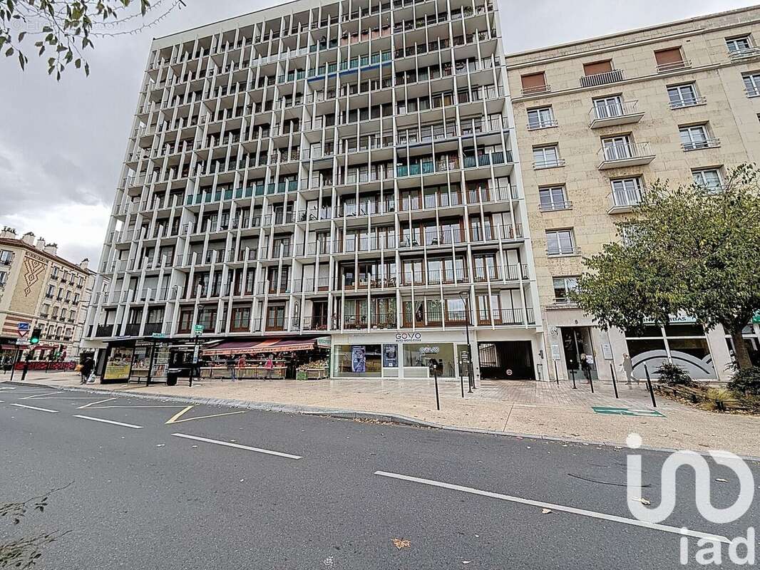 Photo 2 - Appartement à COURBEVOIE