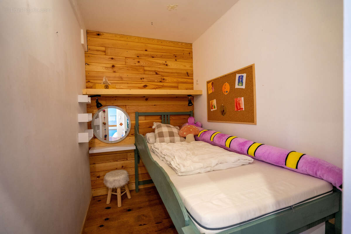 Maison à MONTAIGU-DE-QUERCY