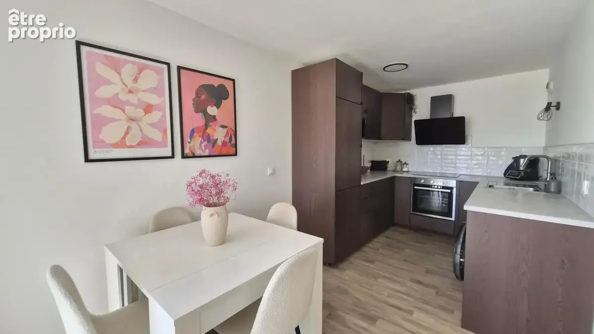 ARPAJON, T3 - 64.85 m² - Très bon état - Balcon - parking - photo 6
