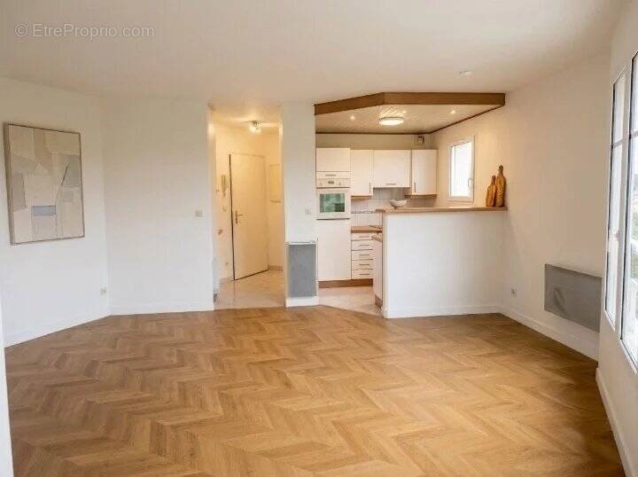 Appartement à THIAIS