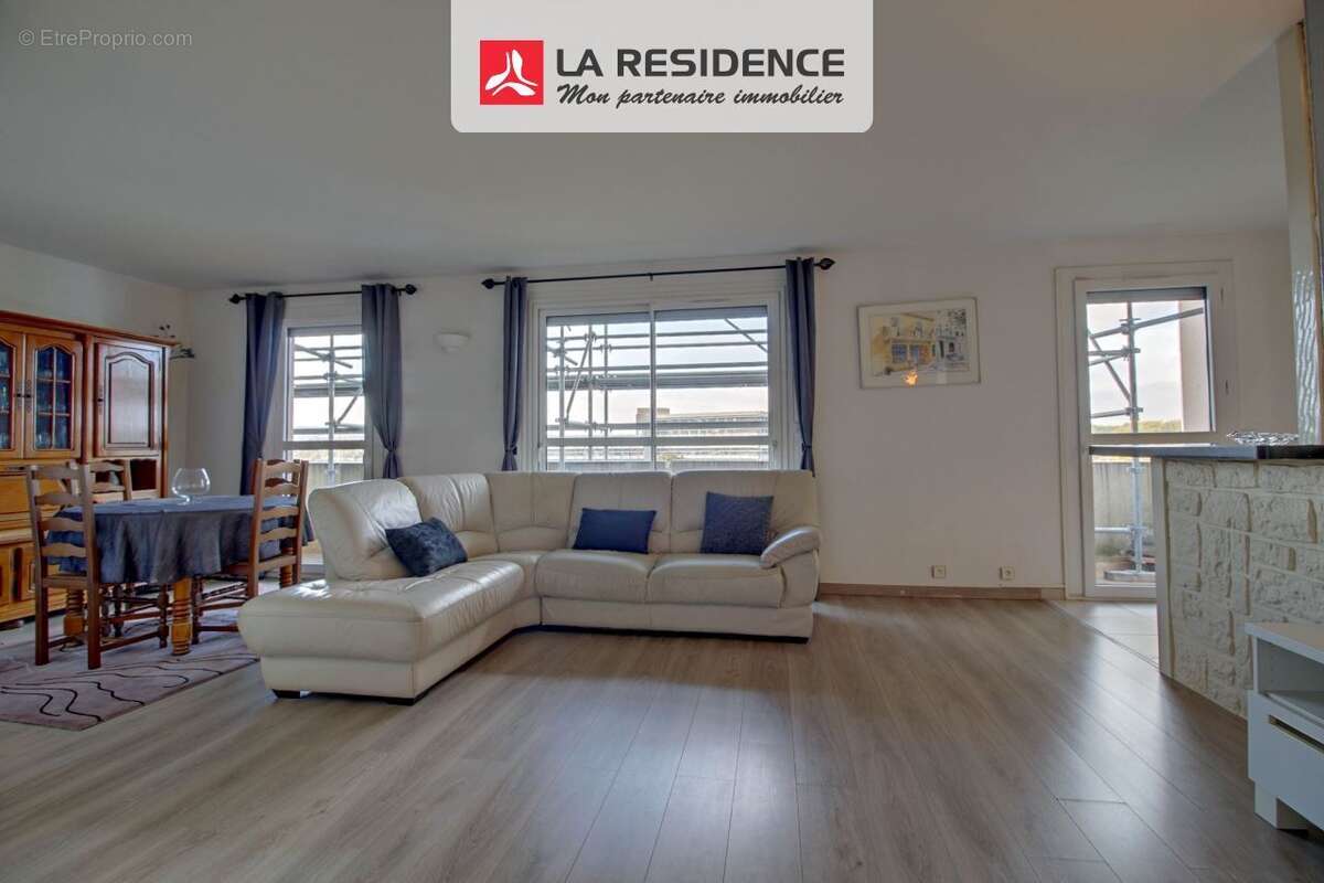 Appartement à LES MUREAUX