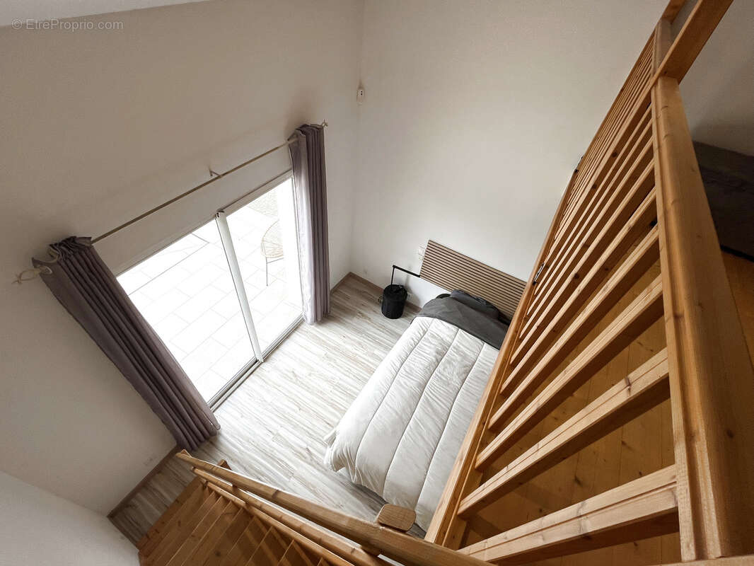 Maison à AMBARES-ET-LAGRAVE