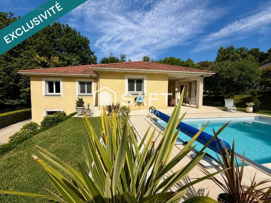 Maison 118 m² à Oytier-Saint-Oblas  - photo 4