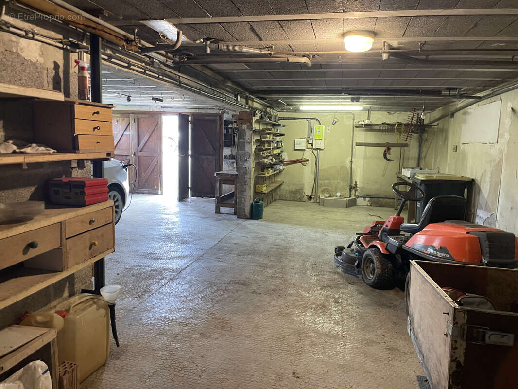 Maison à LES HAUTS-DE-CHEE