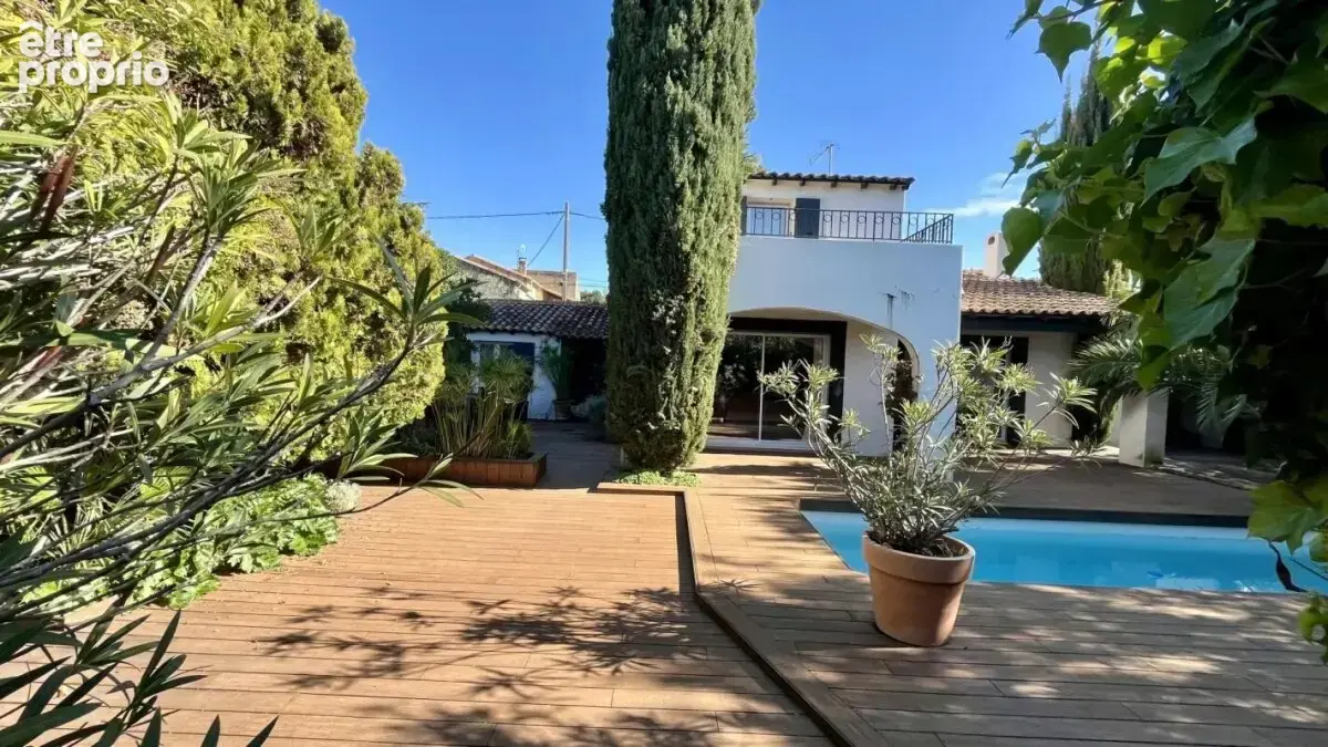 Villa de charme de 170 M2 dans quartier résidentiel aux Angl - photo 18