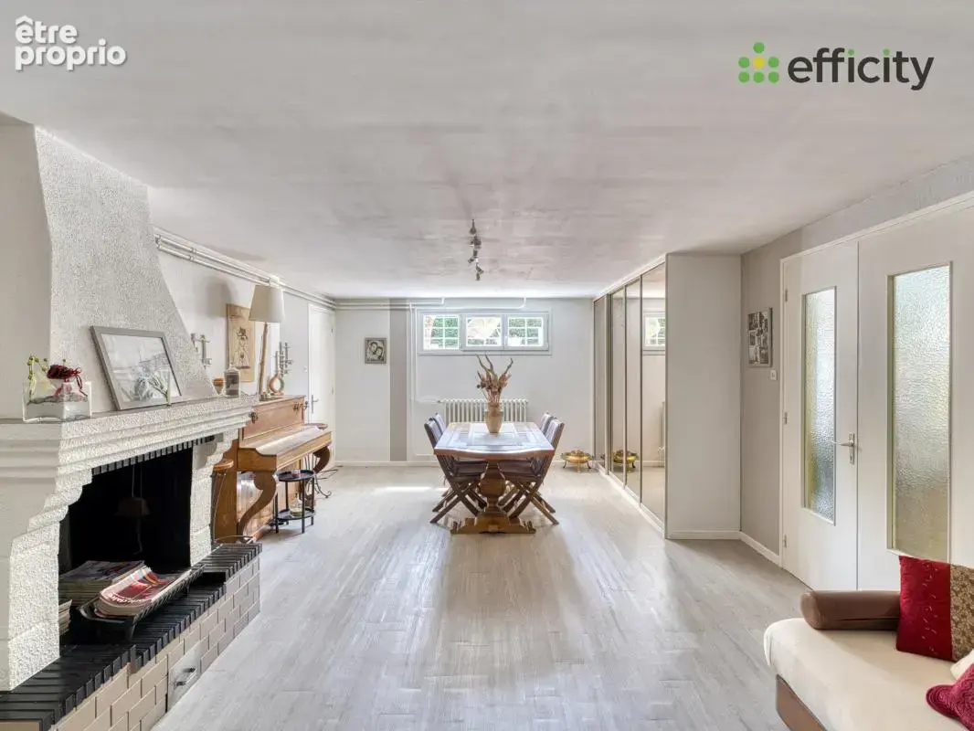 Maison 9 pièces 205 m² à vendre à Chavanoz (38230) - photo 13