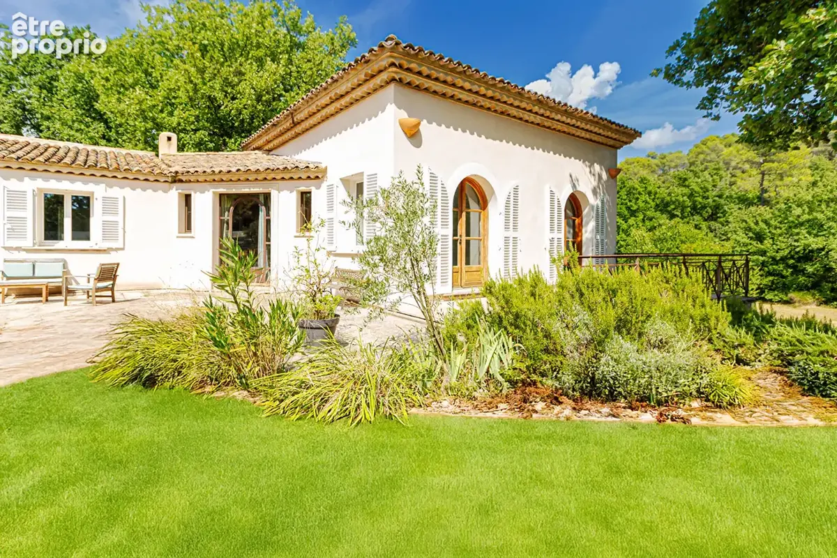 Grande maison familiale avec piscine à 20 minutes d'Aix en Provence - photo 2