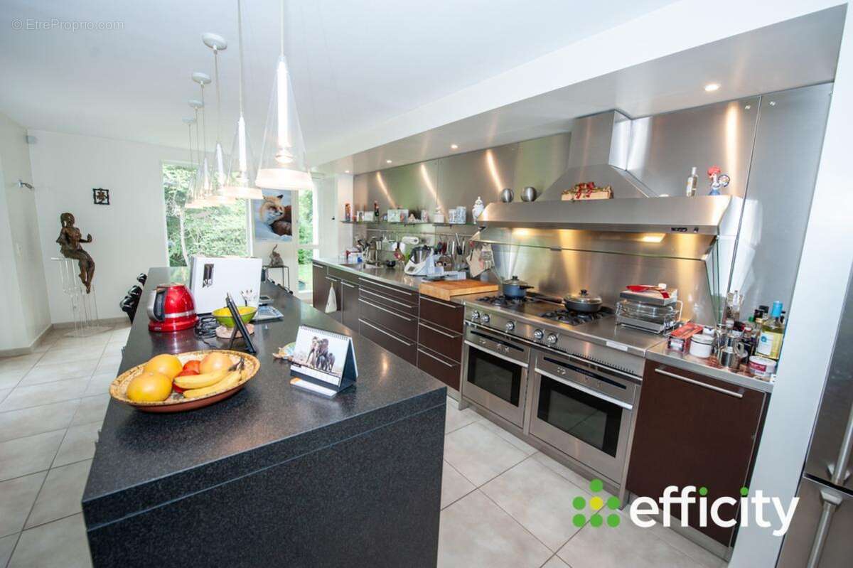 Maison à SAINT-MARTIN-D'URIAGE