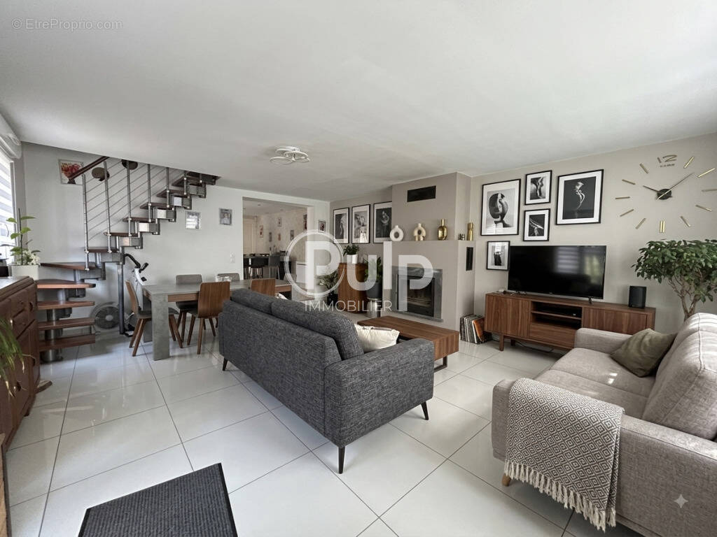 Longère de 100m2 sur Houdain 3 chambres - photo 1
