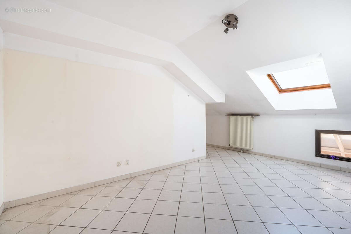 Appartement à VILLEFRANCHE-SUR-SAONE