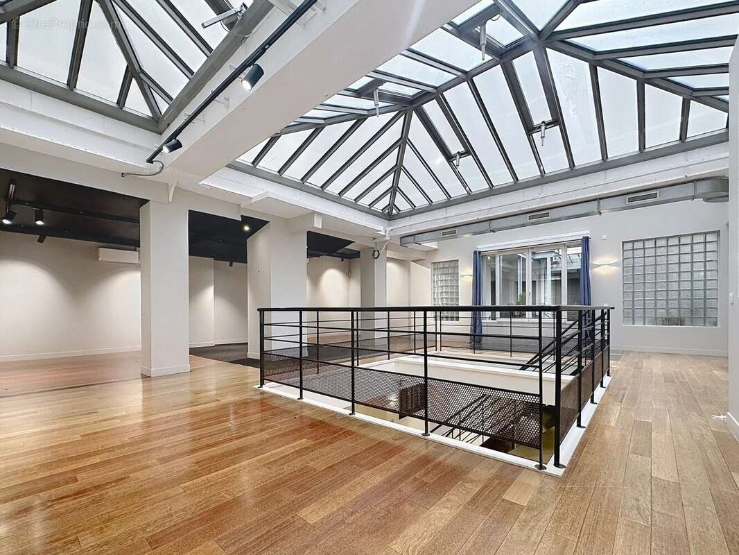 Appartement à PARIS-9E