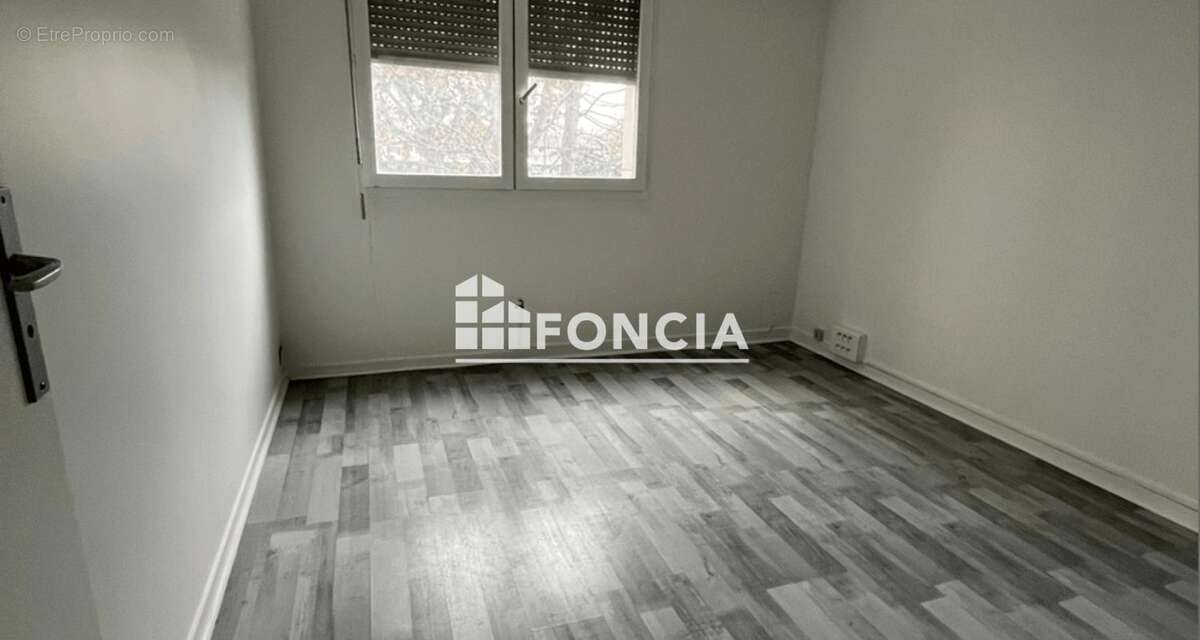 Appartement à LE BOURGET