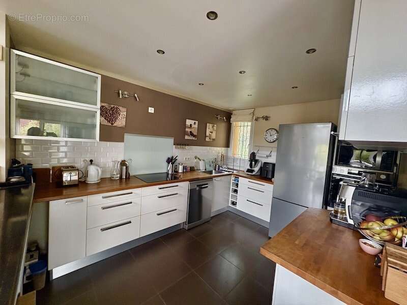 Maison à CHATEAUFORT