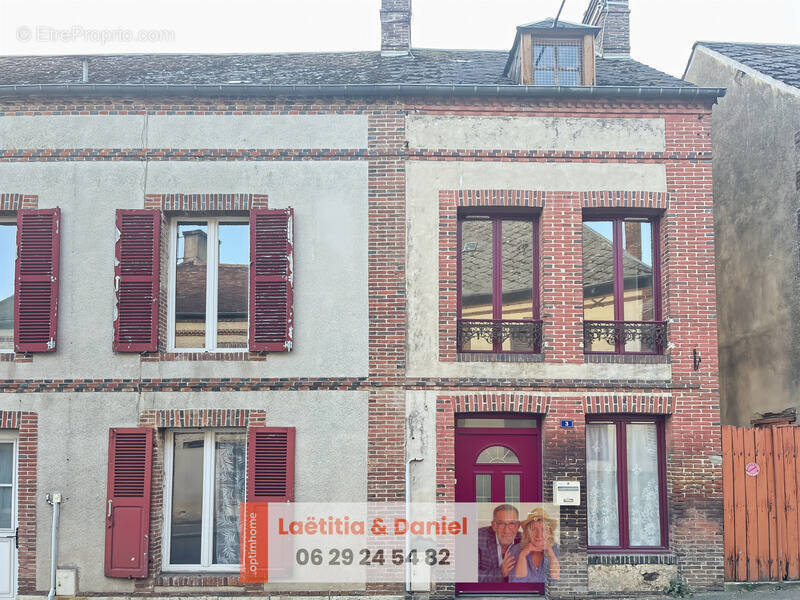 Maison à MOULINS-LA-MARCHE