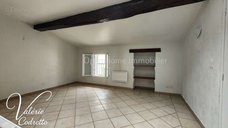 Maison à SOLLIES-TOUCAS