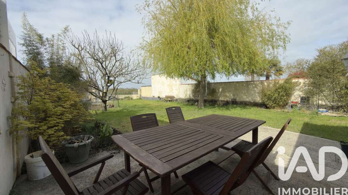 Photo 2 - Maison à ESNANDES