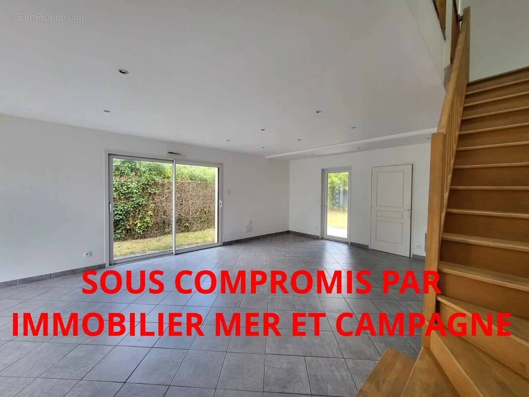 Maison à LA TURBALLE