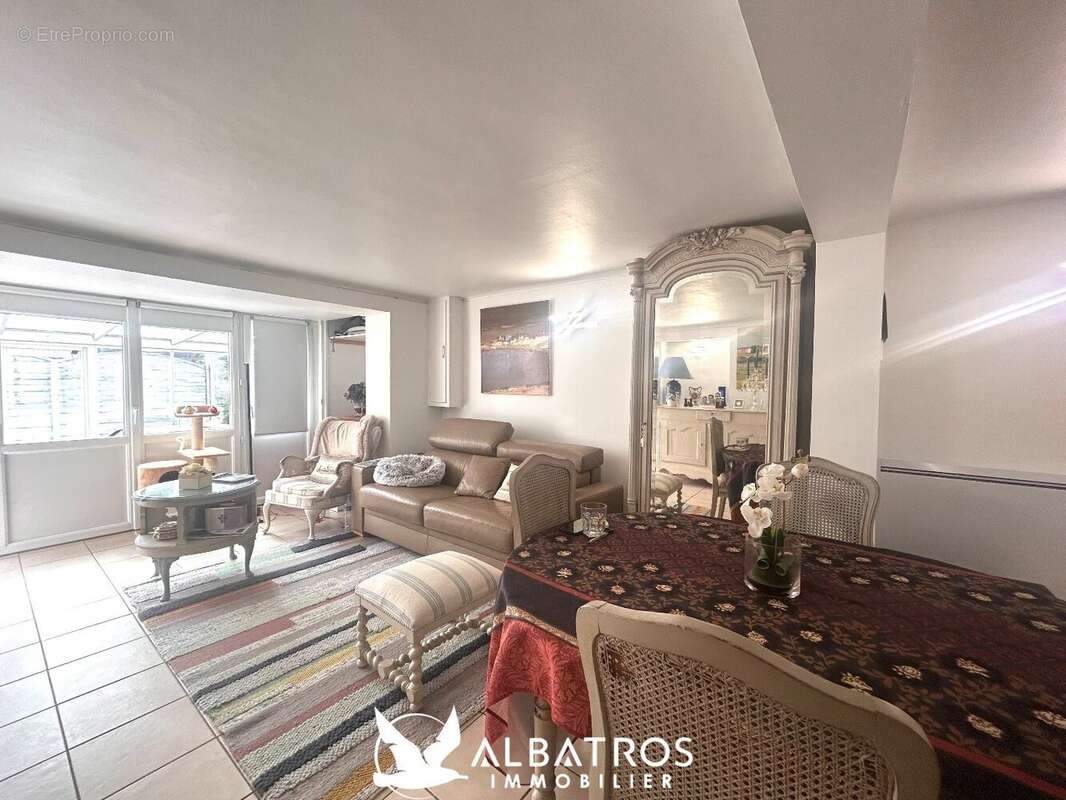 Appartement à COURSEULLES-SUR-MER