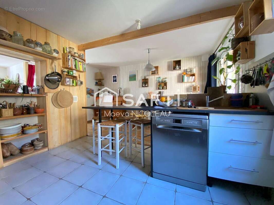 Photo 2 - Maison à SURGERES