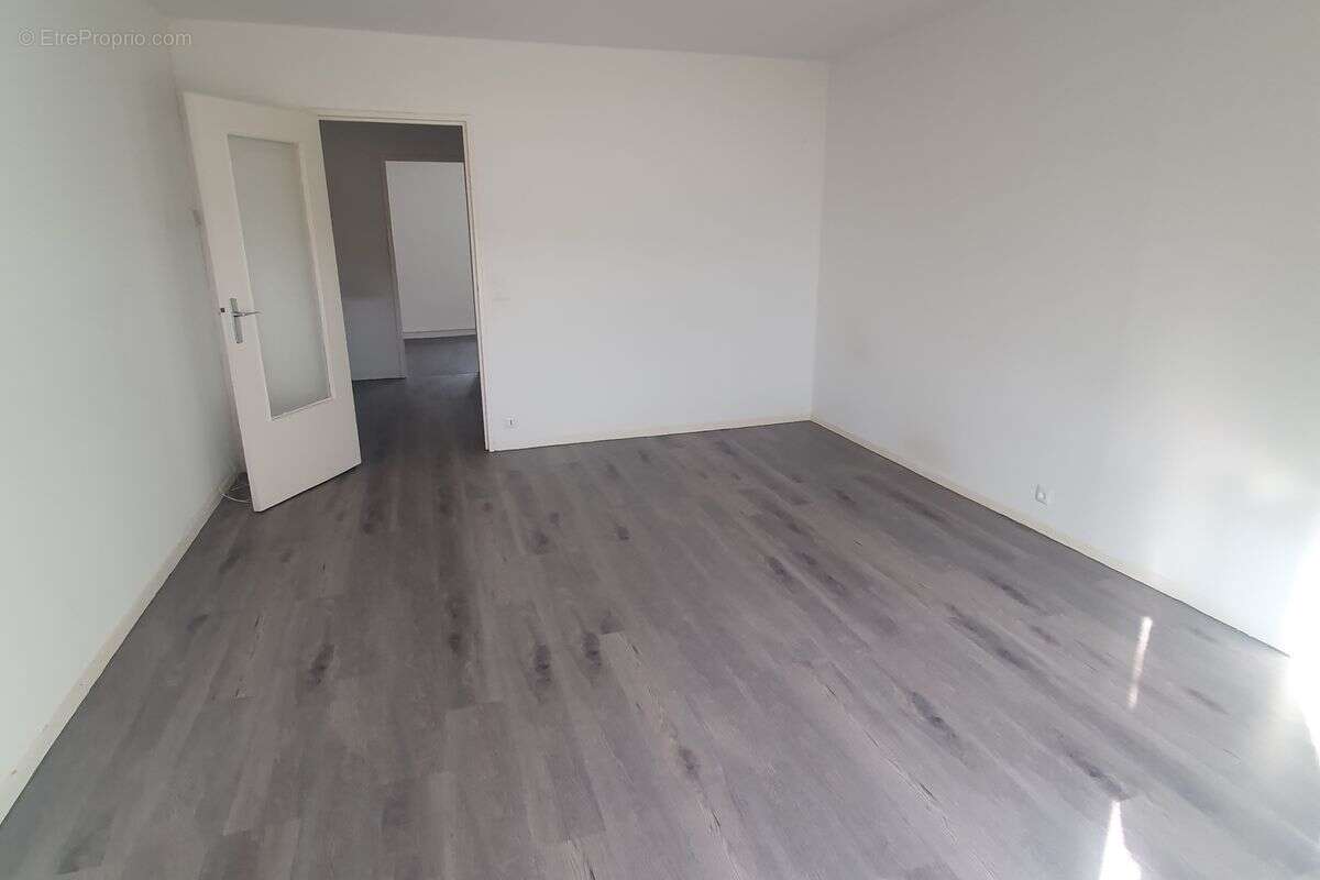 Appartement à MARSEILLE-11E