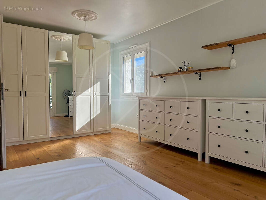 Maison à SAINT-EMILION