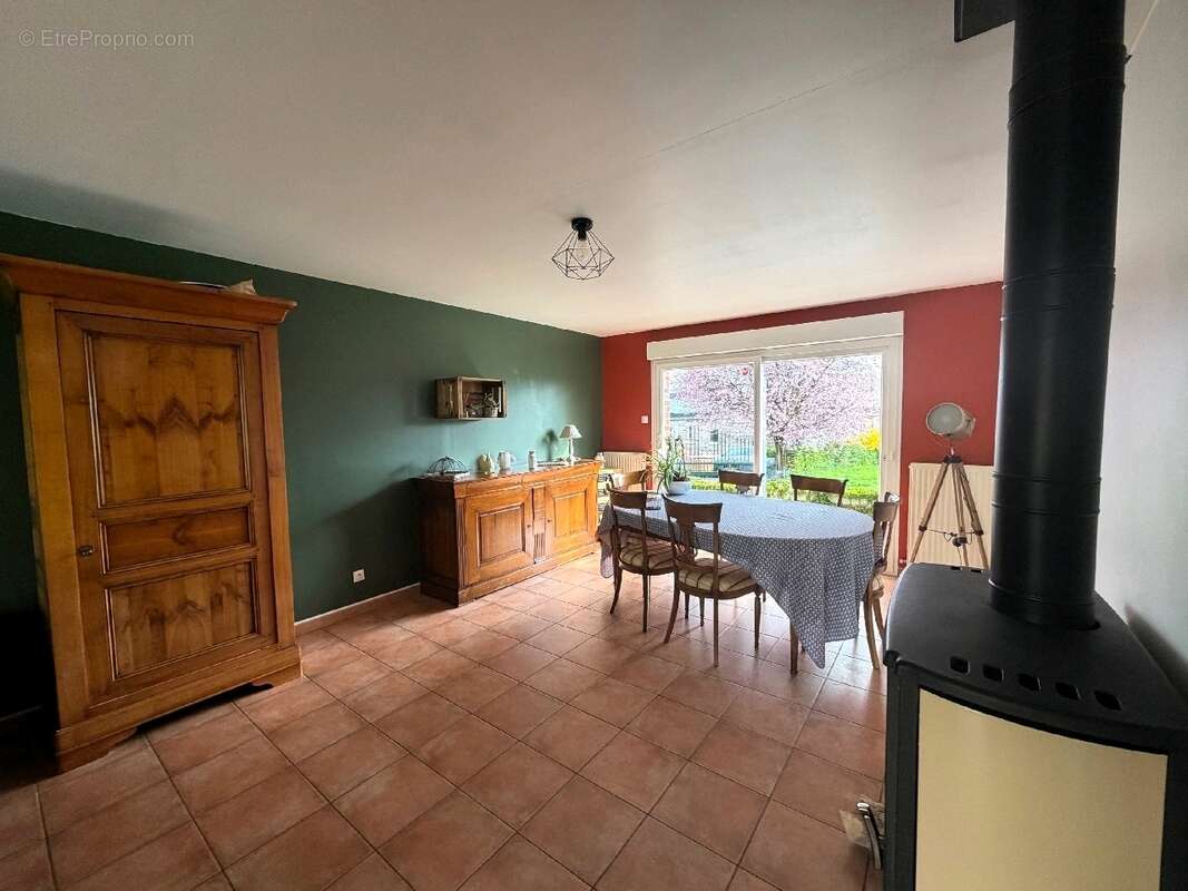 Maison à MONCHY-AU-BOIS