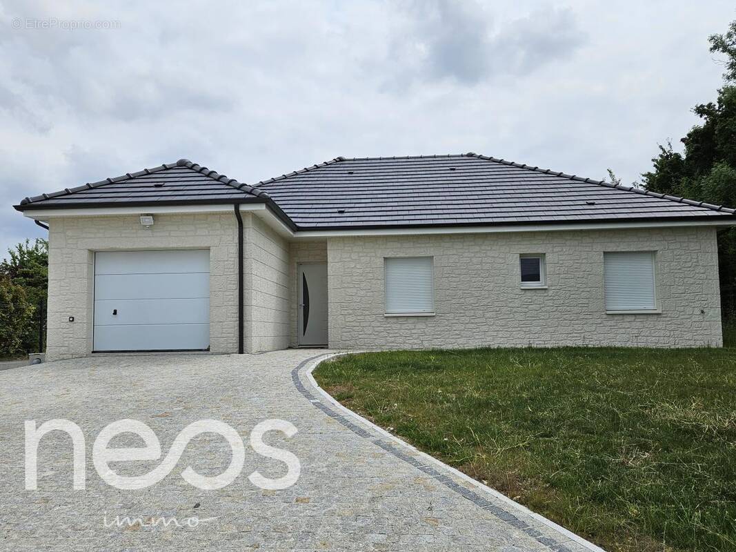 Maison à SAINT-DOULCHARD