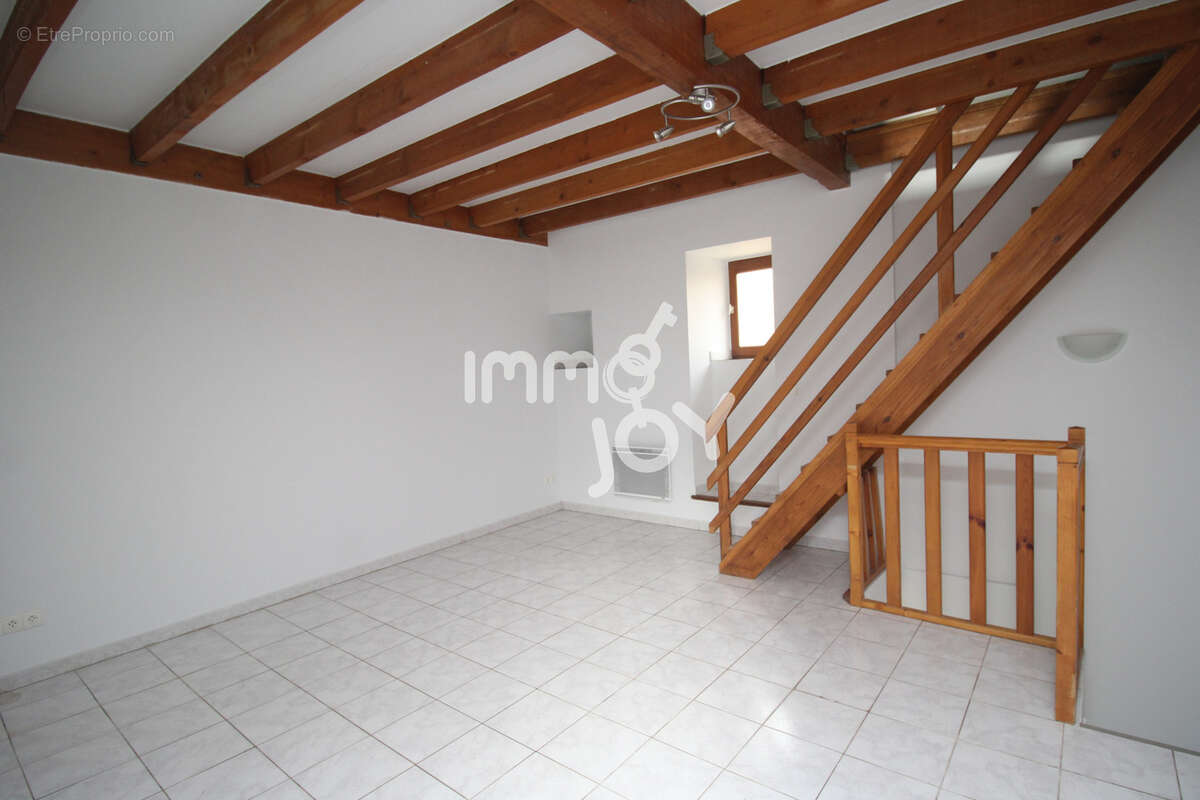 Maison à QUARANTE