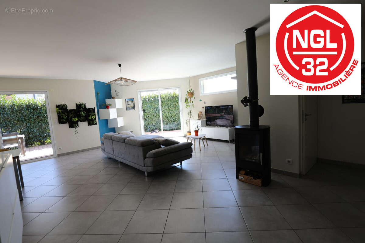 Maison 130 m² à Copponex  - photo 6
