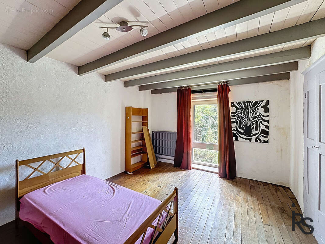 Maison à FABRAS