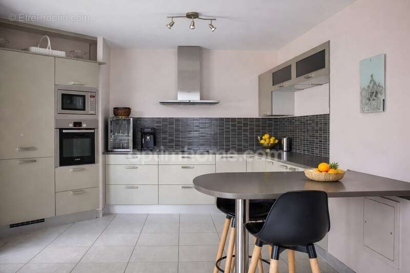 Appartement à MESSIGNY-ET-VANTOUX