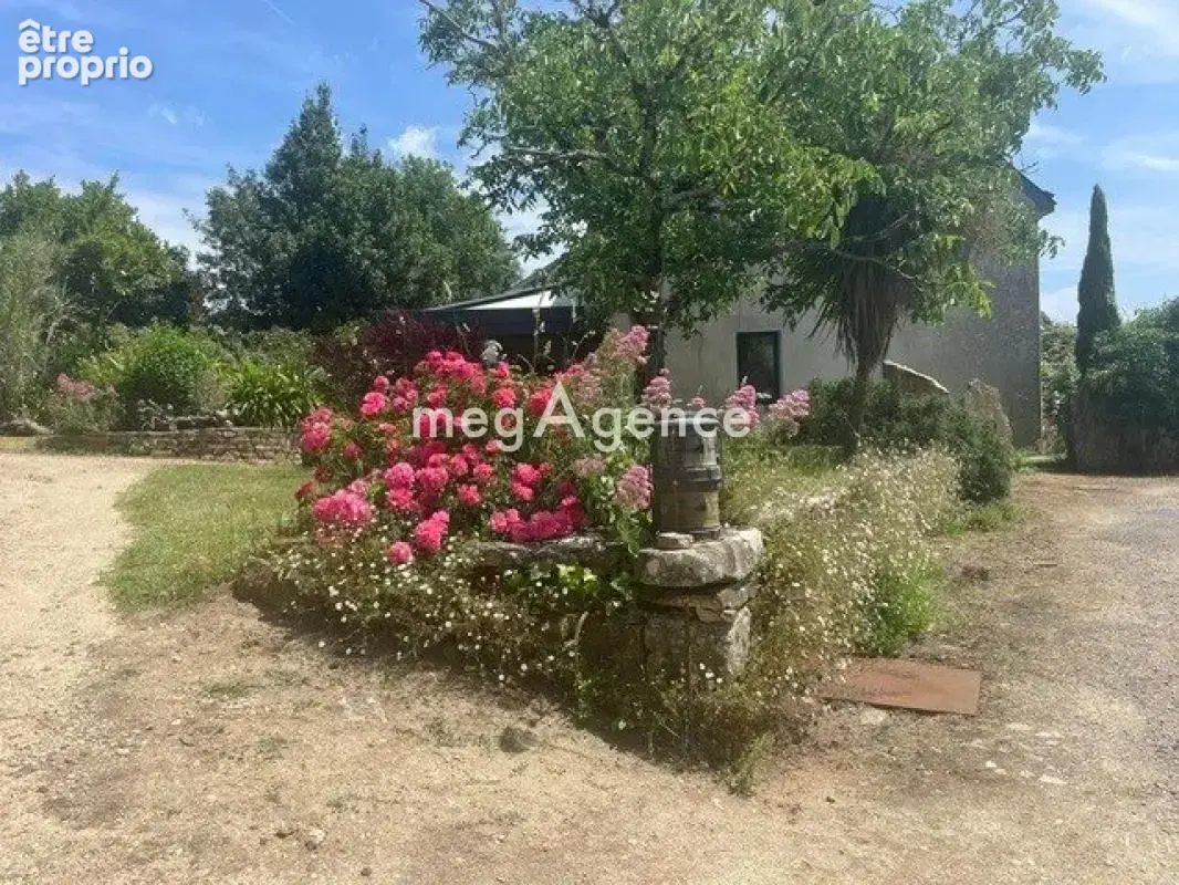 Maison de "Pays" bord de mer avec Hangar de Stockage - photo 13