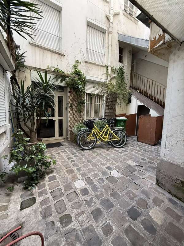 Appartement à PARIS-11E