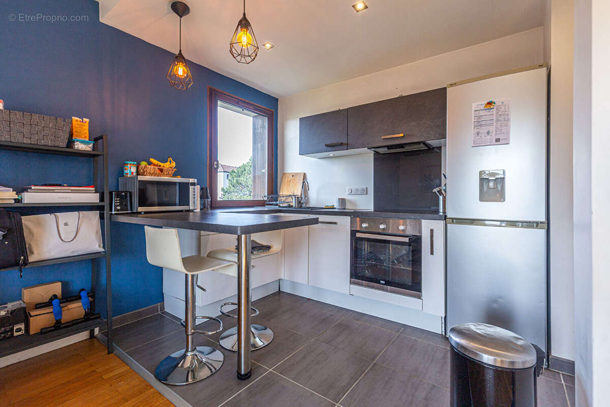 Agence immobiliere laforet - exclusivite - "acacia" - annecy - appartement t2 de 45,66m² - balcon - cave - usage place - dernier - photo 3