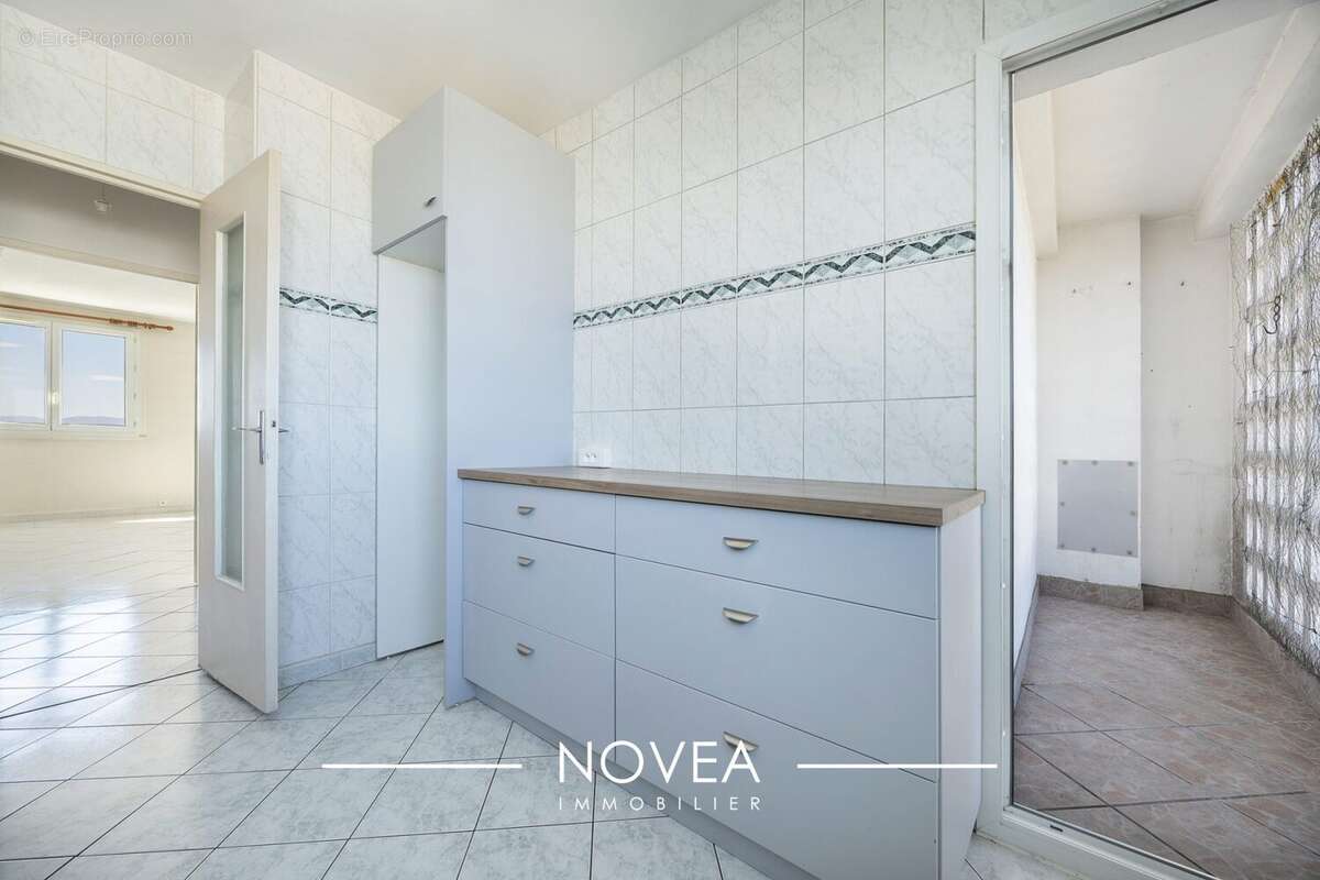 Appartement 70 m² à Villeurbanne  - photo 7