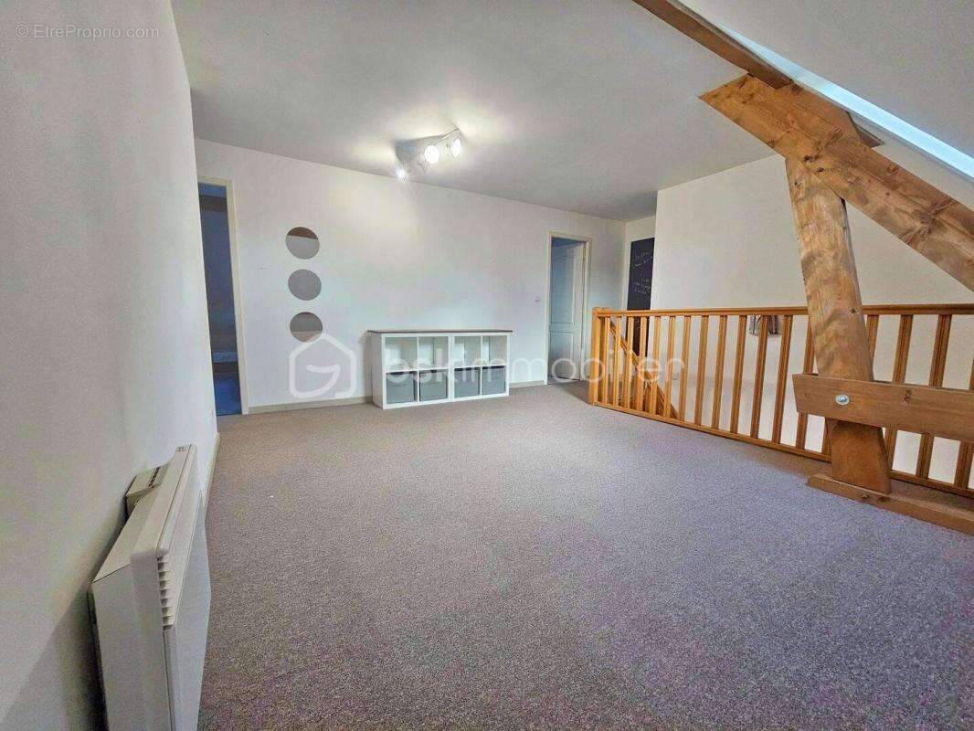 Maison à VARENNES-SUR-SEINE